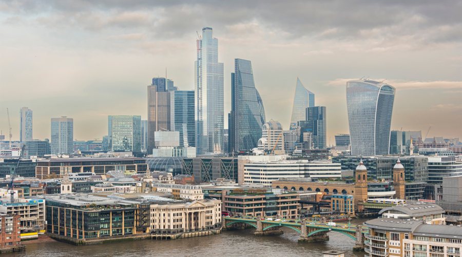 受台风“杨柳”影响,珠海升级暴雨橙色预警
